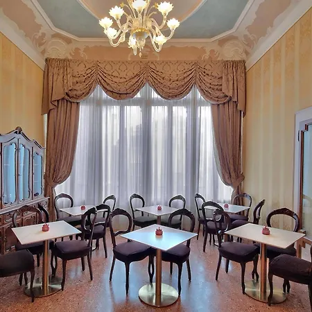 Palazzo Malipiero Trevisan - Le Tre Dimore D'epoca Venedik