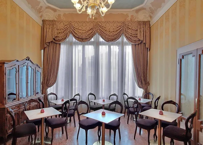 Palazzo Malipiero Trevisan - Le Tre Dimore D'epoca Venedik