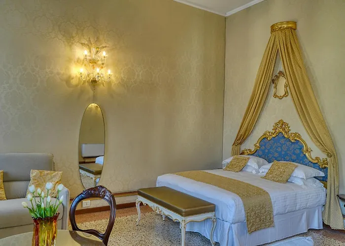 Palazzo Malipiero Trevisan - Le Tre Dimore D'epoca 4*