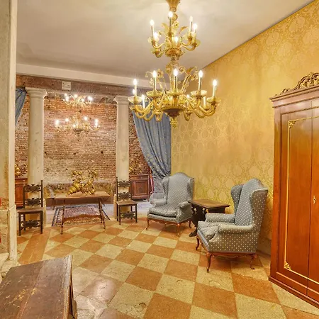 Palazzo Malipiero Trevisan - Le Tre Dimore D'epoca 4* Venise