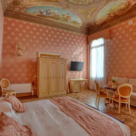 Palazzo Malipiero Trevisan - Le Tre Dimore D'epoca 게스트하우스 4*
