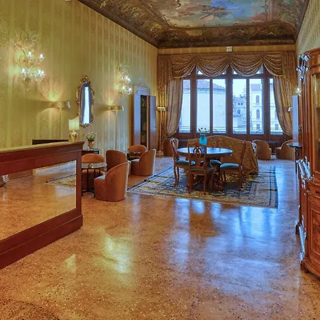 Guest house Palazzo Malipiero Trevisan - Le Tre Dimore D'epoca Venice